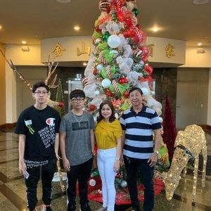 Meet your Posher, Thanh